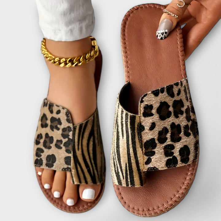 Elegantní dvoubarevné pantofle s leopardím vzorem