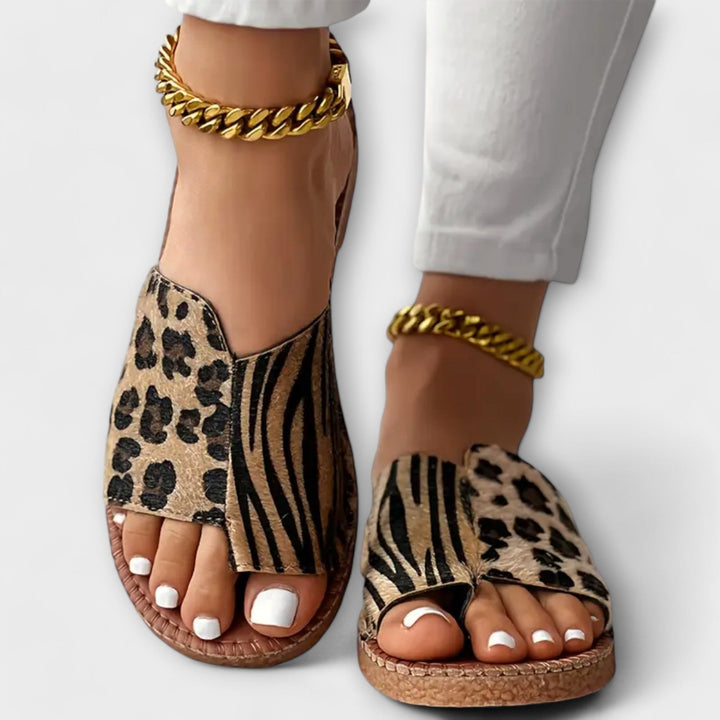 Elegantní dvoubarevné pantofle s leopardím vzorem