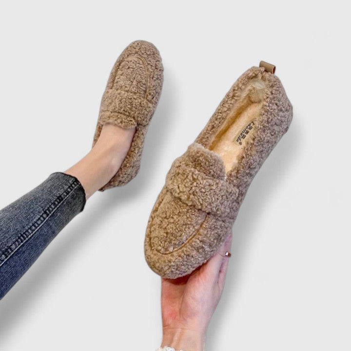 Solenne | Teplé pantofle s elegantním designem